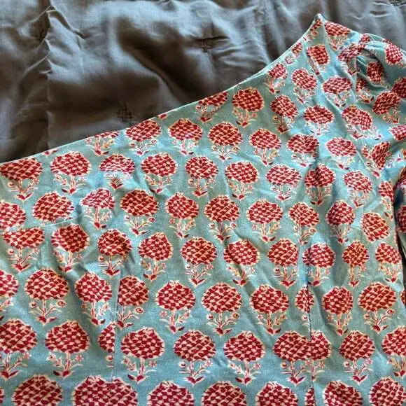 Anthropologie FOREVER THAT GIRL Puff-Sleeve One-Shoulder Blouse - Picture 6 of 7